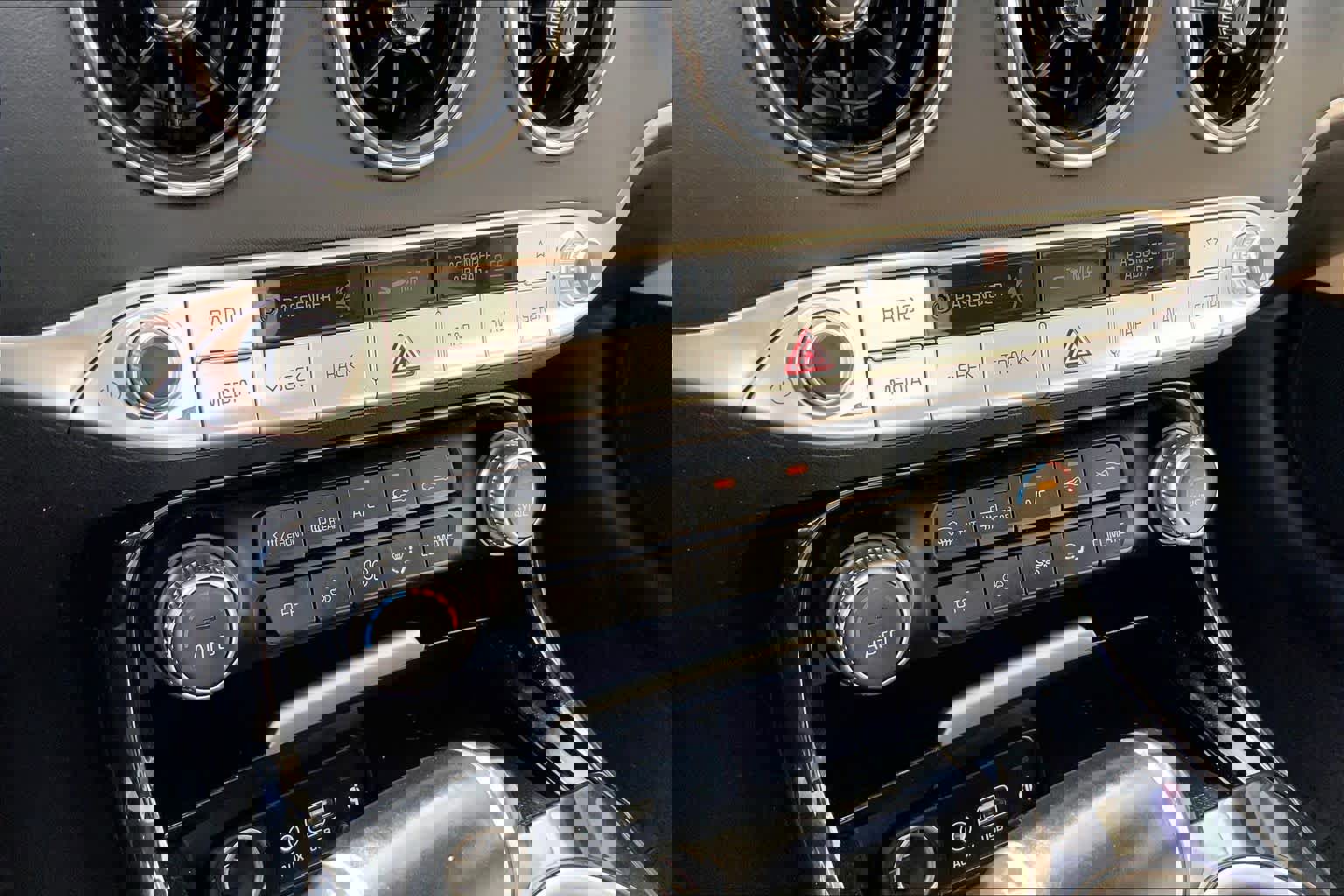 Used 2019 Kia Stinger Premium image 33