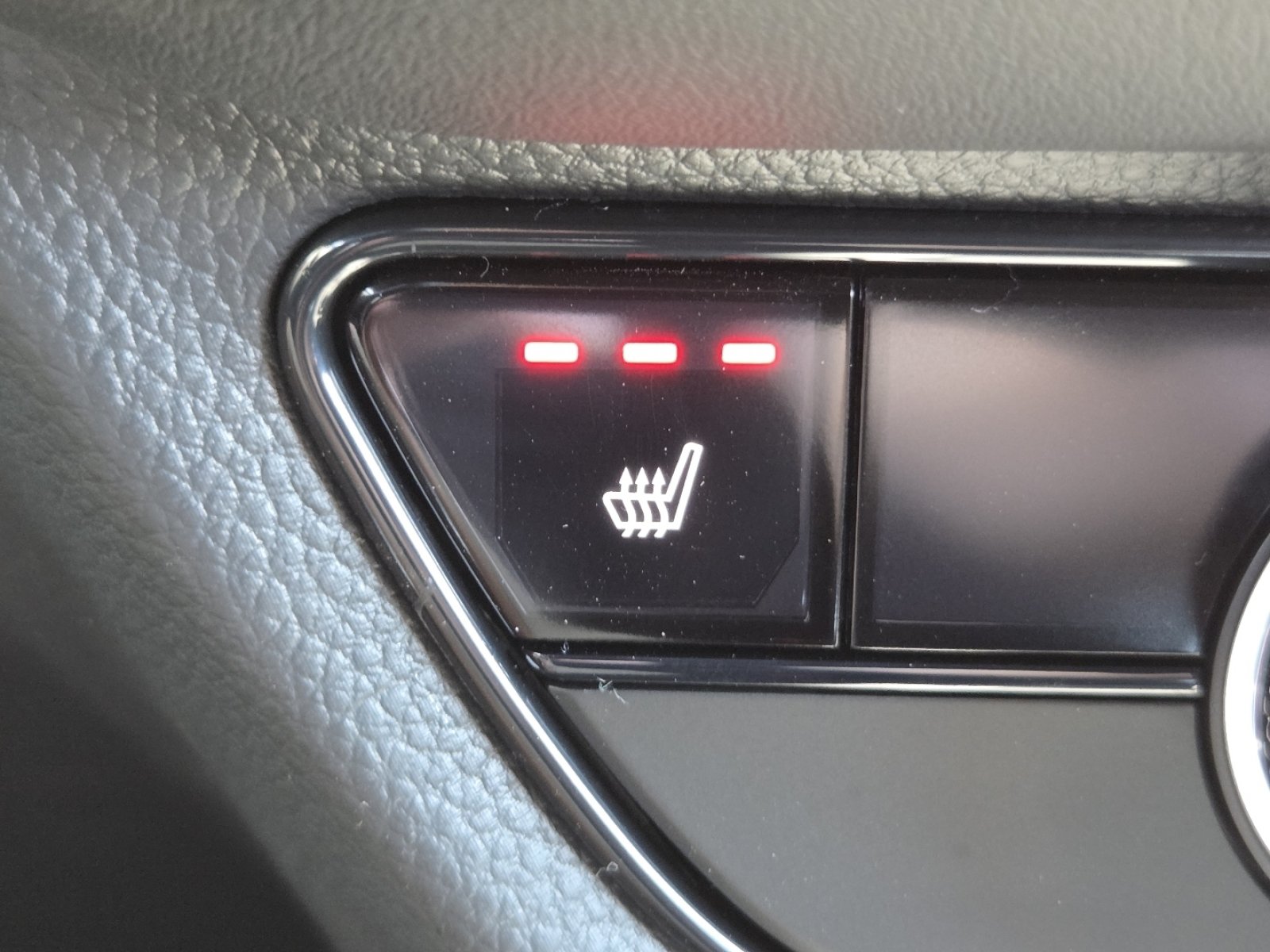 New 2027 Honda HR-V Sport image 4