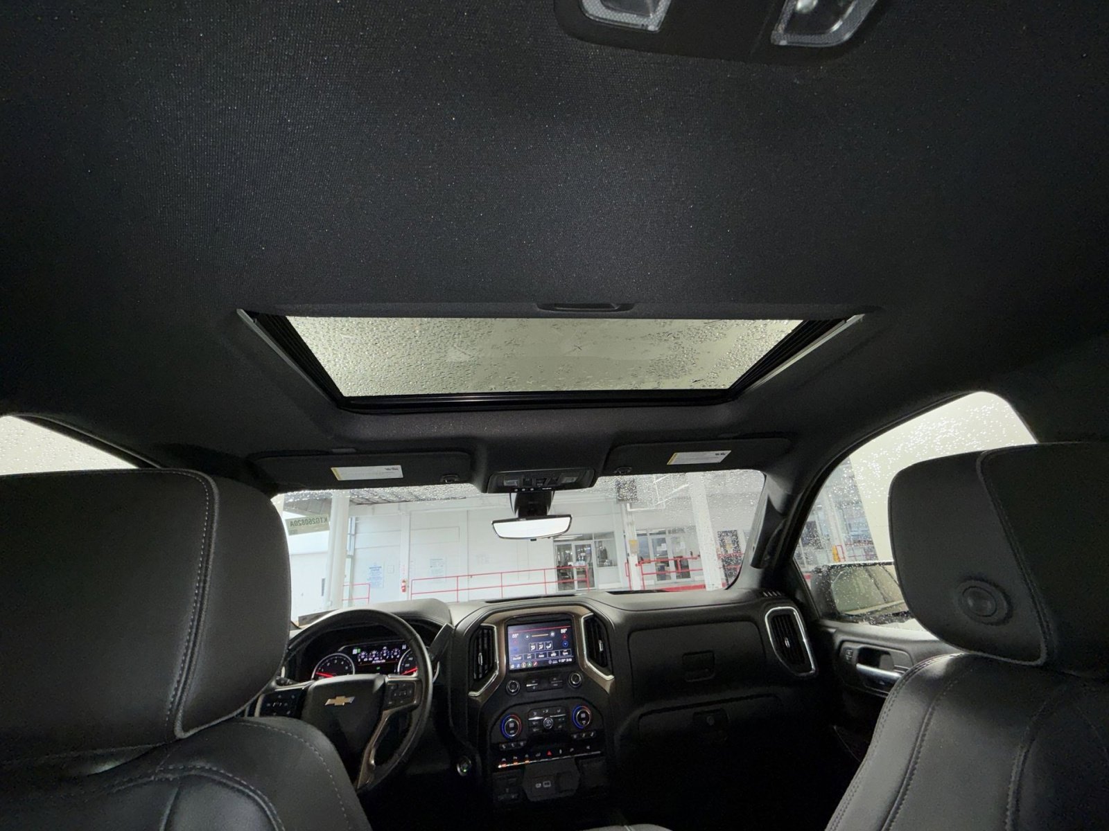 Used 2020 Chevrolet Silverado 1500 High Country w/ Technology Package image 24