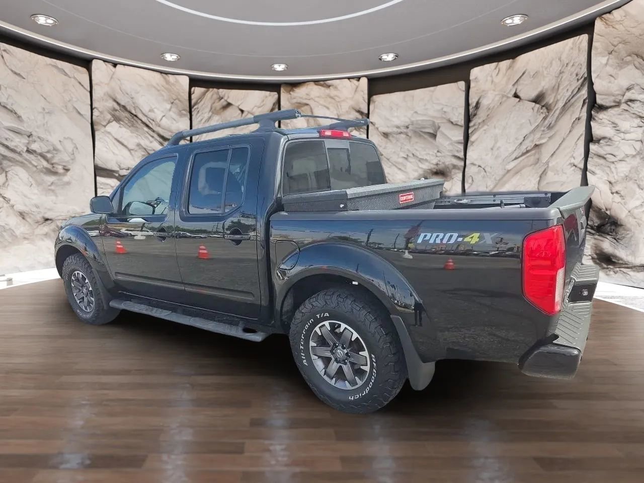 Used 2014 Nissan Frontier PRO-4X w/ Pro-4x Luxury Package AWD/4WD image 4