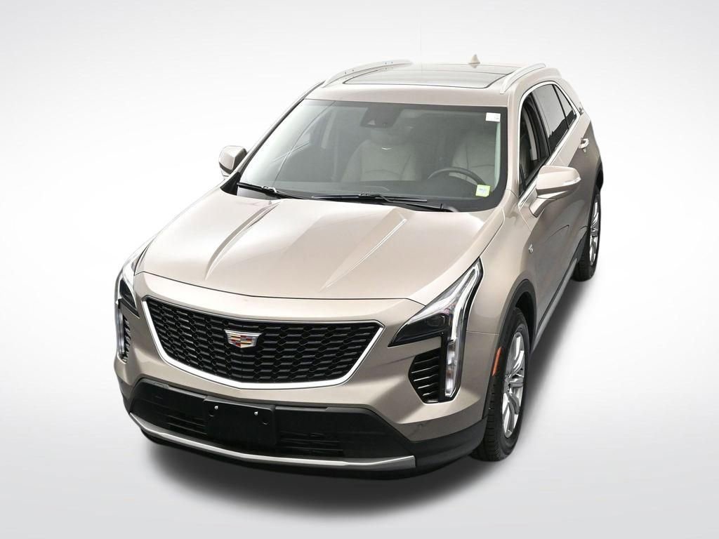 Used 2022 Cadillac XT4 Premium Luxury w/ Enhanced Visibility Package AWD/4WD image 19