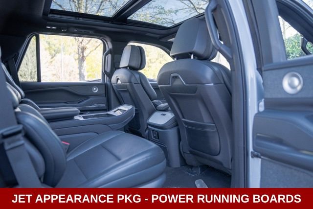Used 2025 Lincoln Navigator Reserve w/ Jet Appearance Package image 43