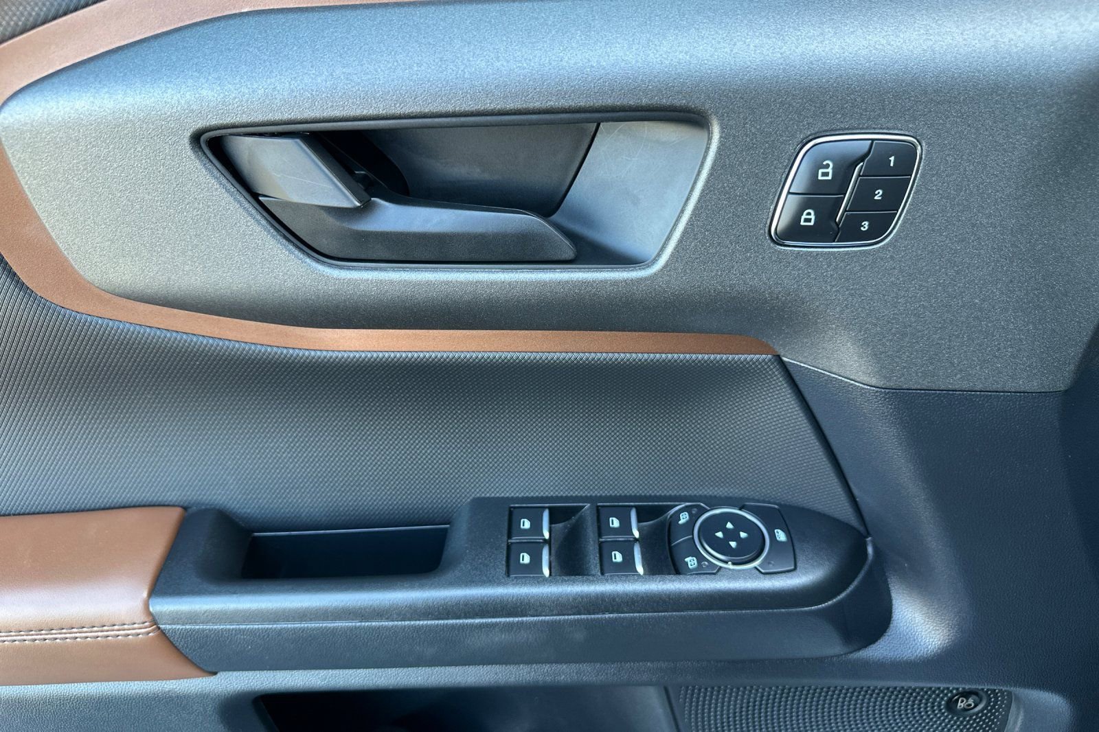 Used 2025 Ford Bronco Sport Outer Banks w/ Outer Banks Tech Package+ image 11