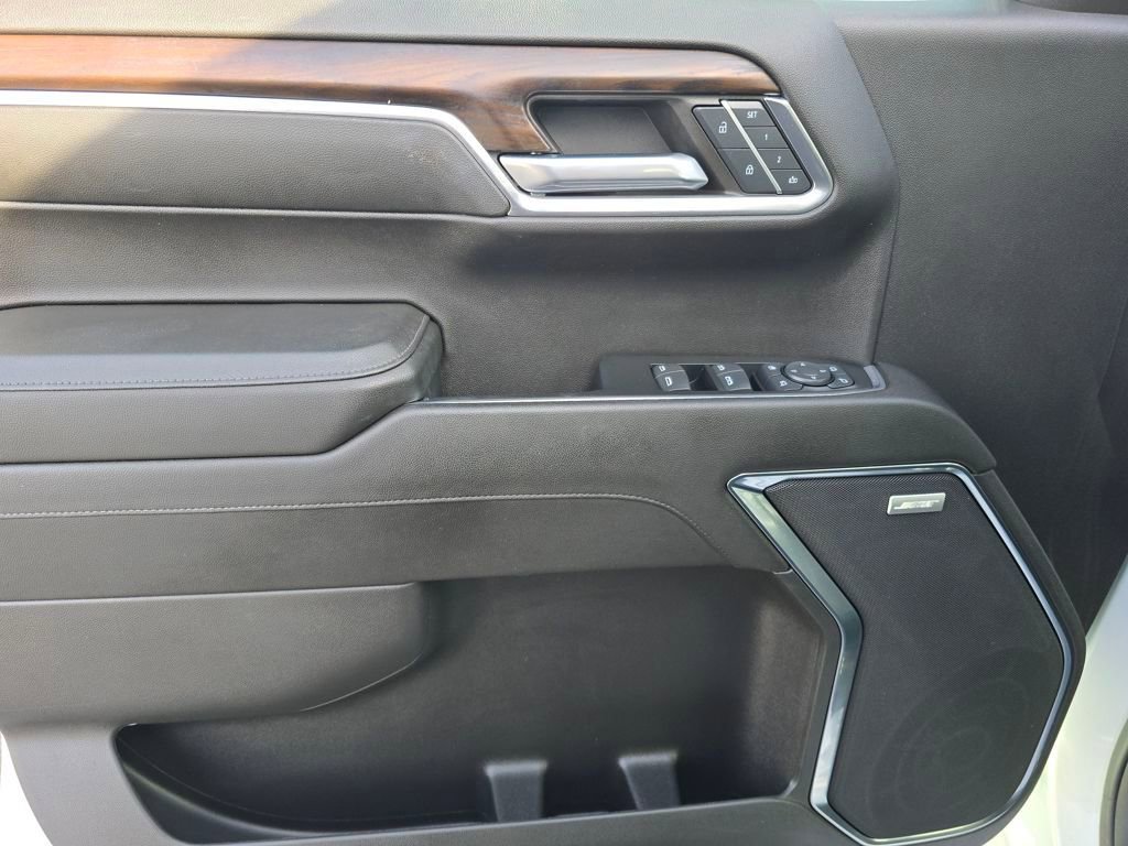 Used 2024 GMC Sierra 1500 SLT w/ SLT Premium Plus Package image 10