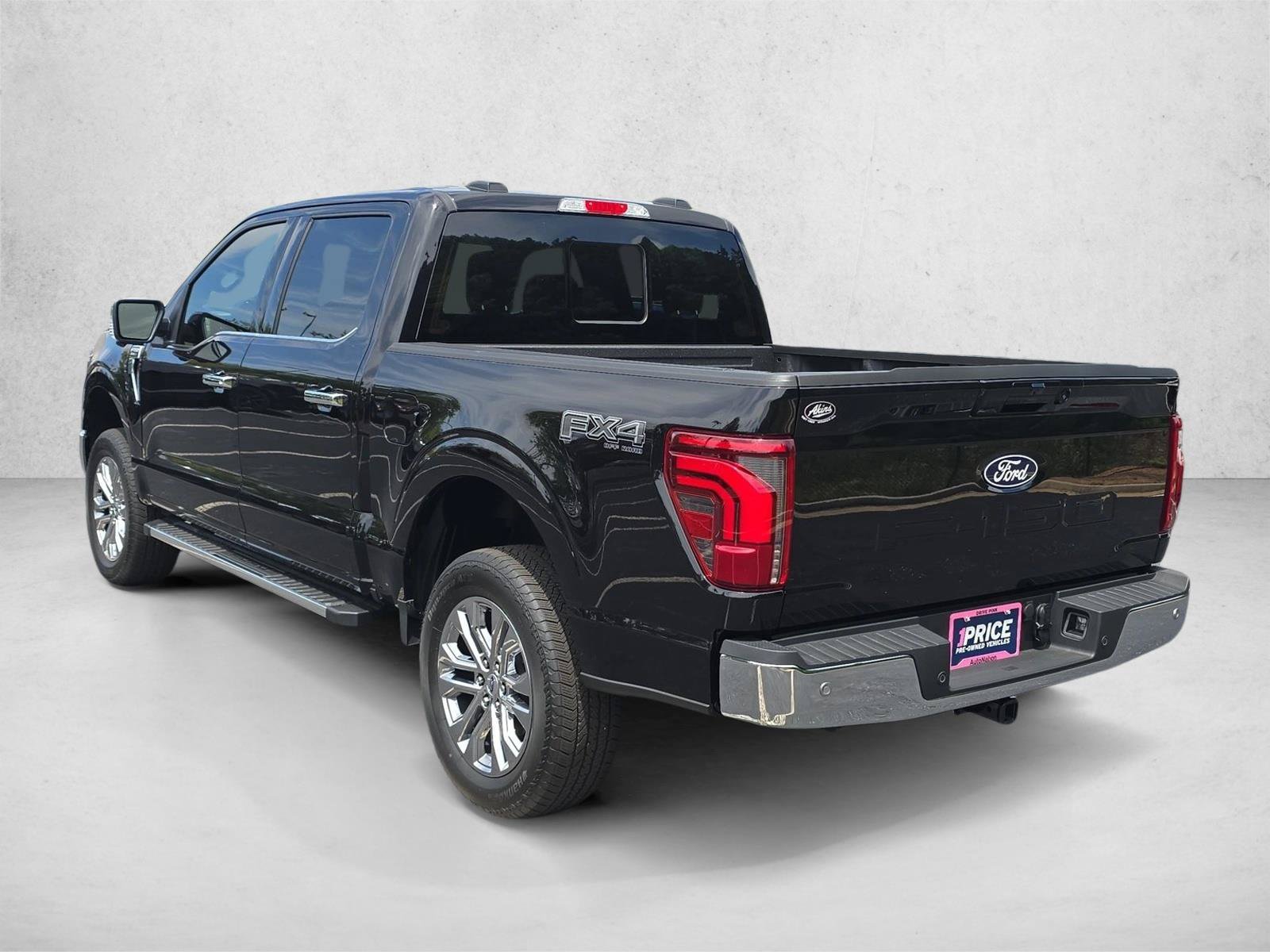Used 2025 Ford F150 Lariat w/ Equipment Group 501A Mid AWD/4WD image 6