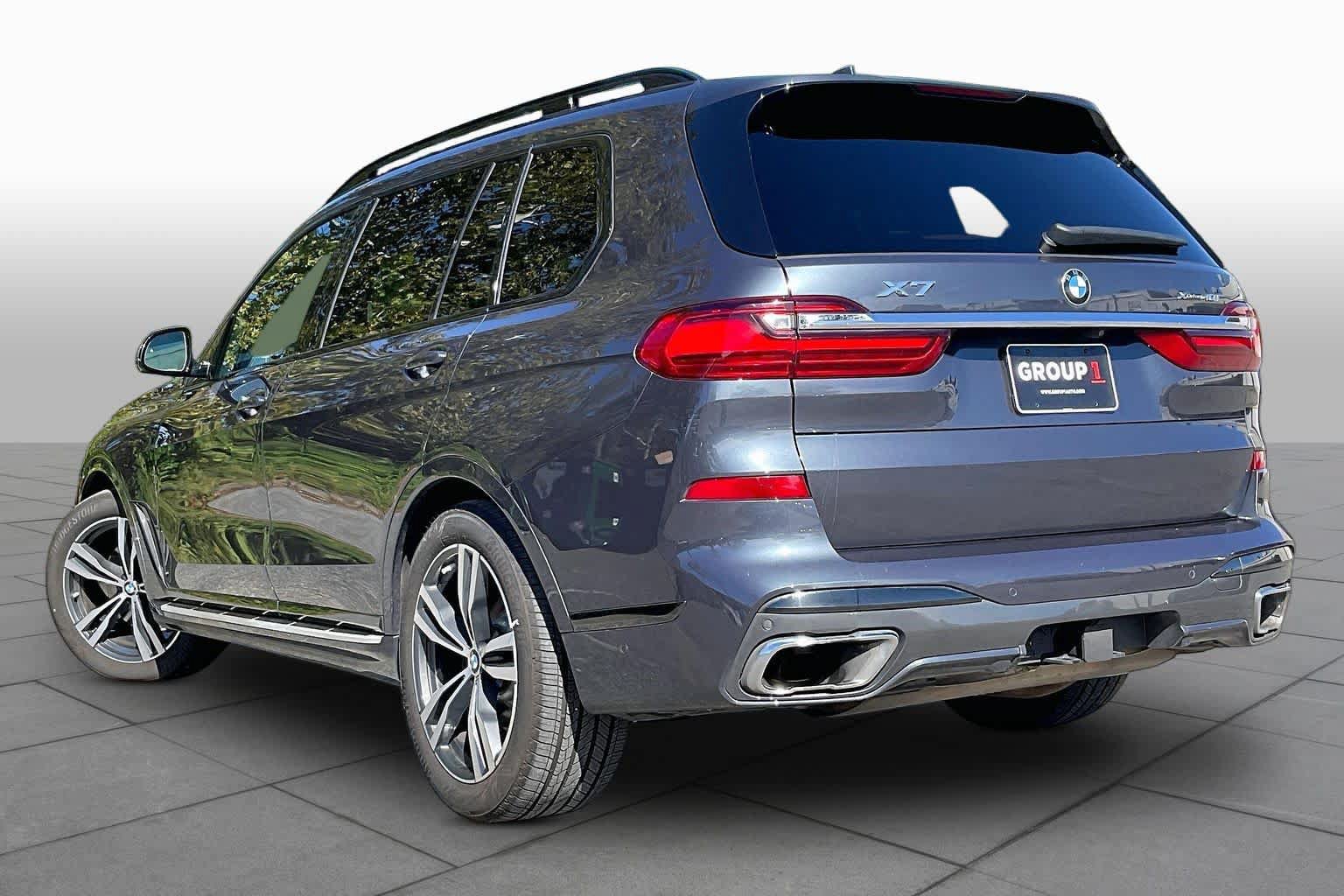 Used 2021 BMW X7 xDrive40i w/ M Sport Package AWD/4WD image 11