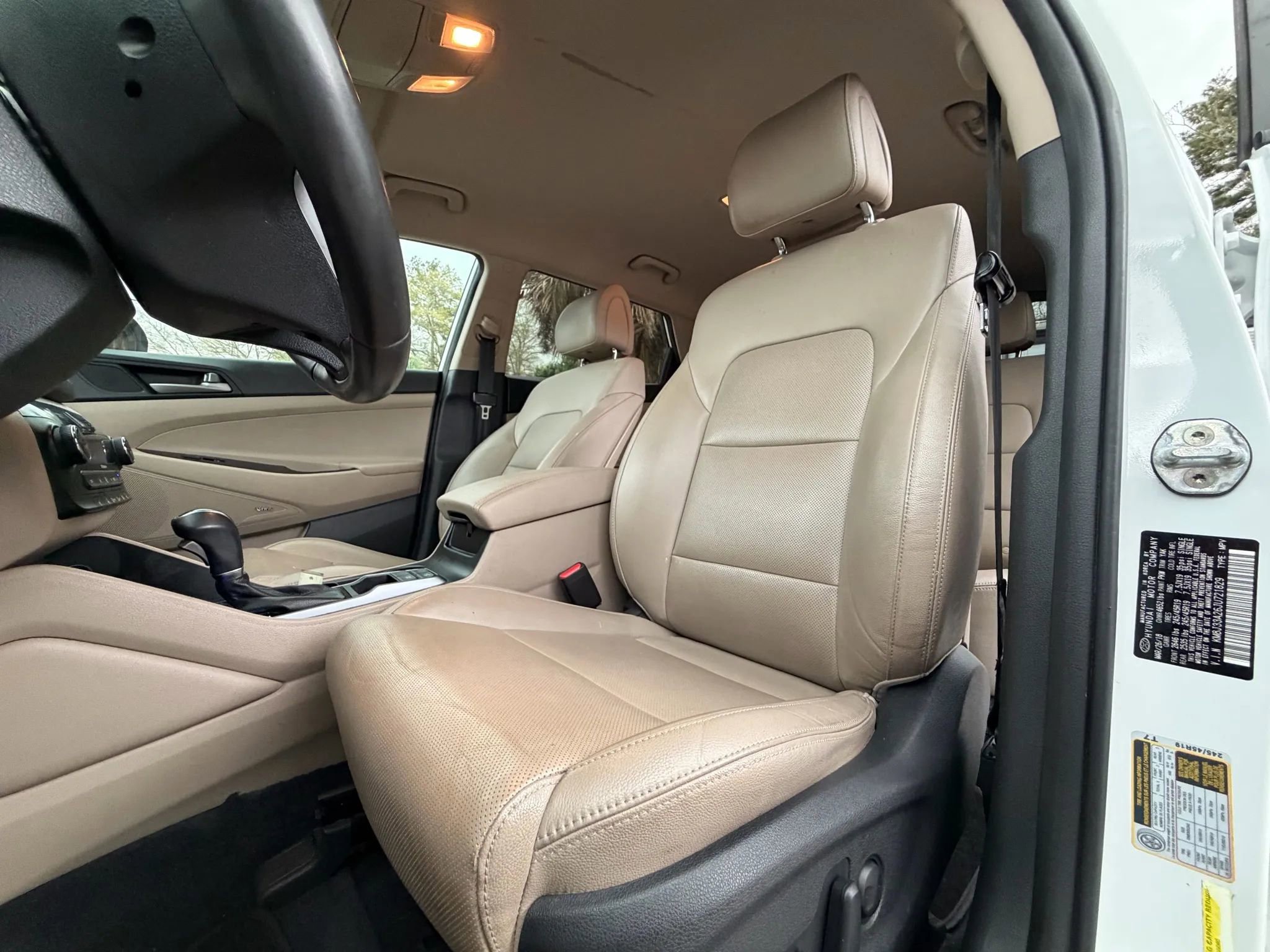 Used 2018 Hyundai Tucson Limited image 28