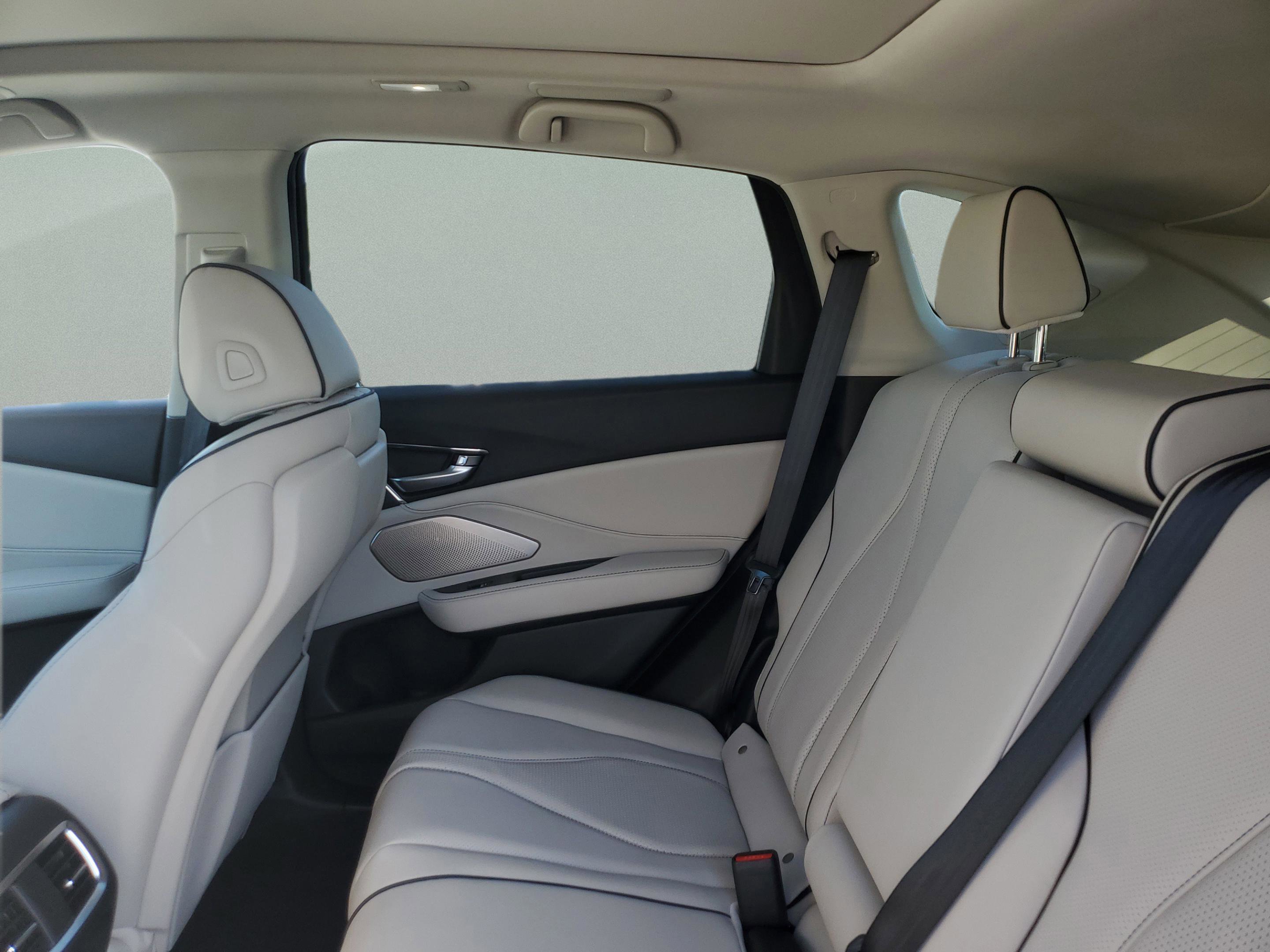 New 2026 Acura RDX SH-AWD w/ Advance Package image 9