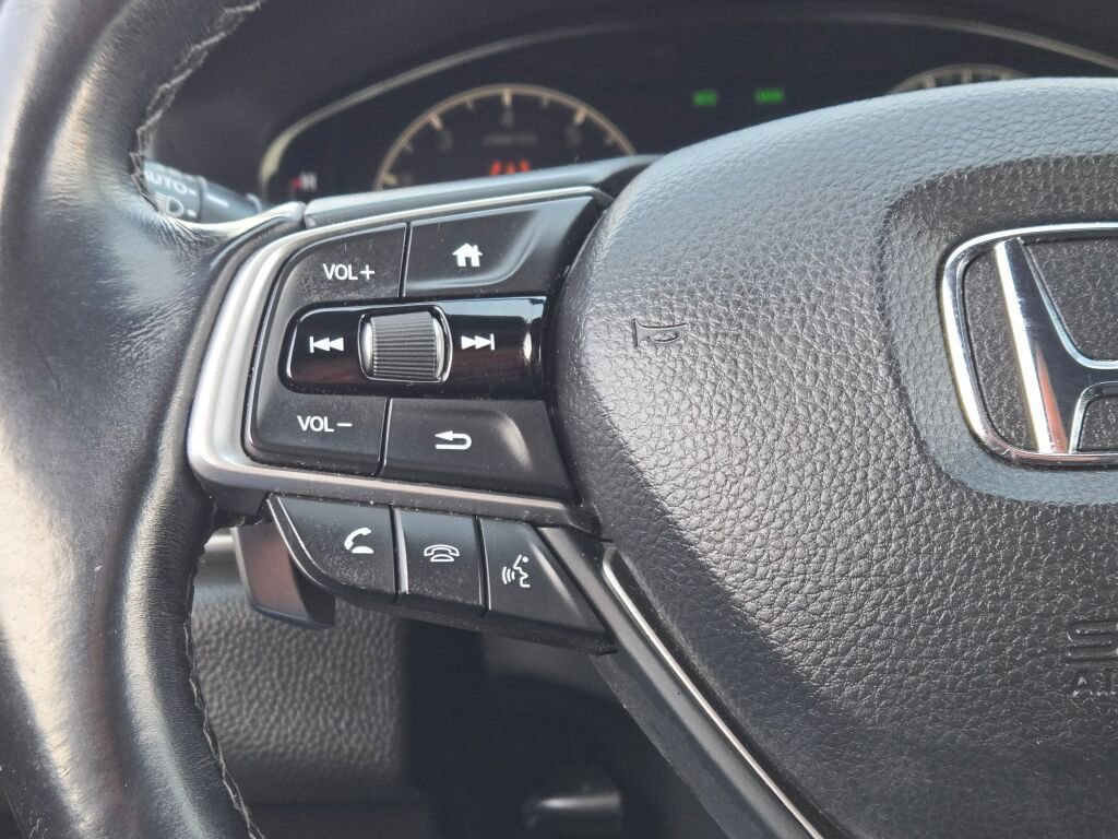 Used 2018 Honda Accord Sport image 26