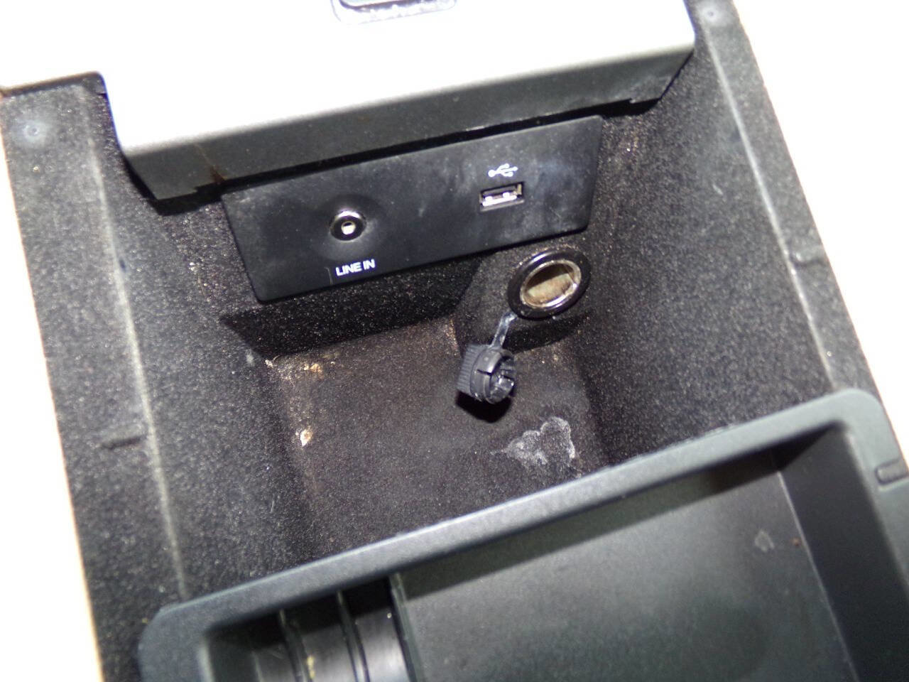 Used 2016 Ford Taurus SE image 51