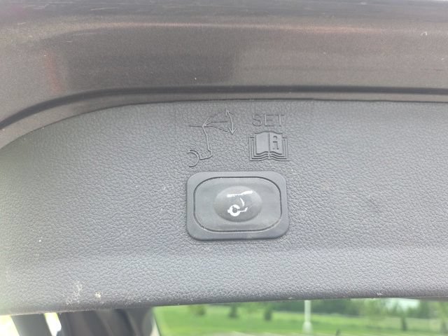 Used 2016 Ford Escape Titanium FWD image 14