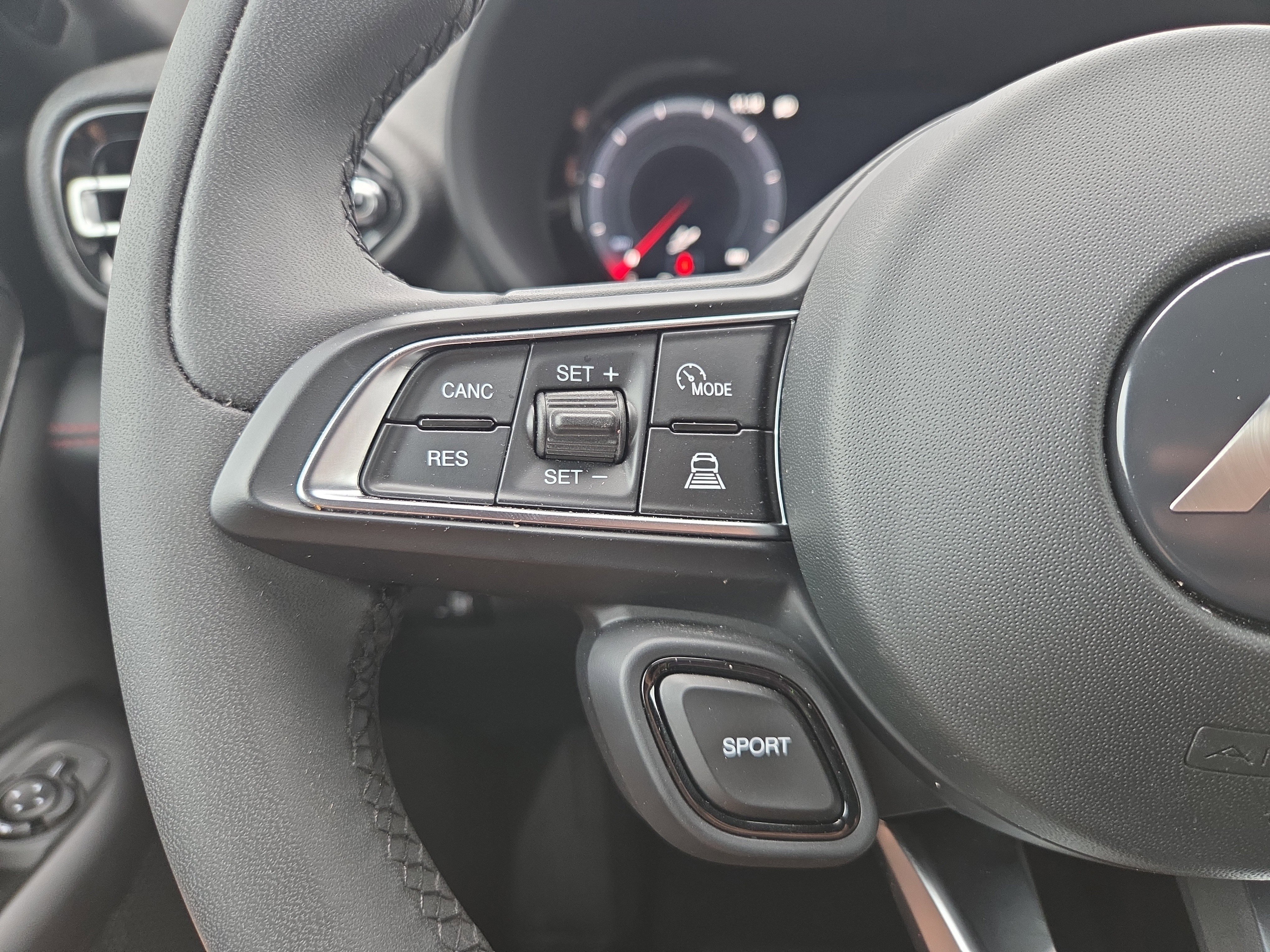 Used 2025 Dodge Hornet GT image 11