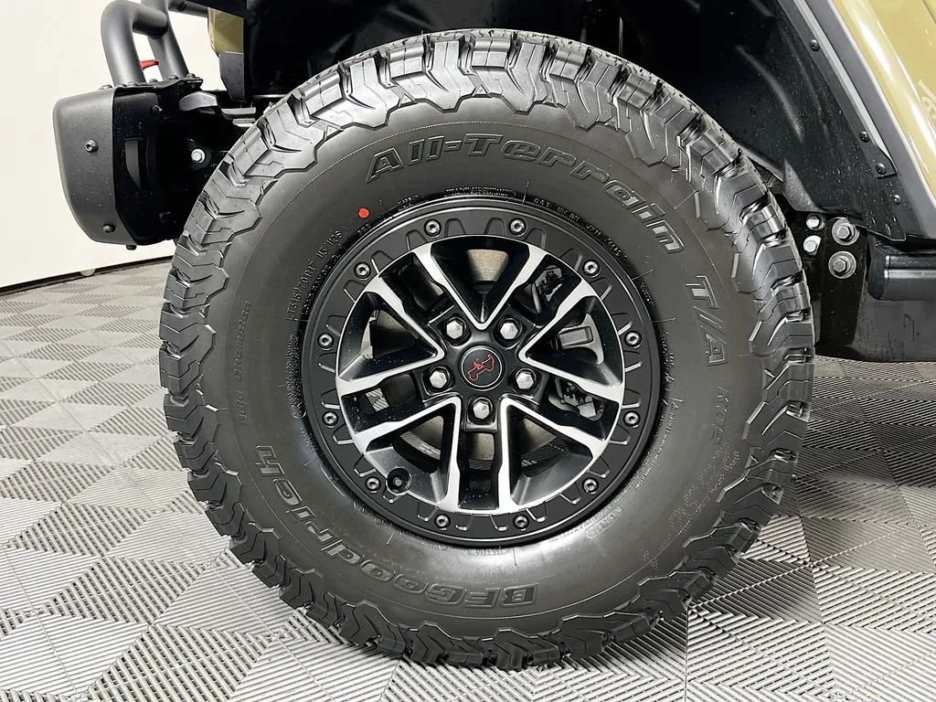 New 2026 Jeep Wrangler Unlimited Rubicon AWD/4WD image 31