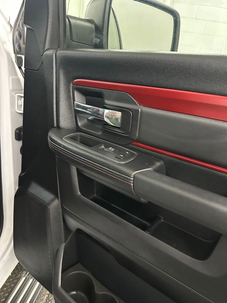 Used 2016 RAM 1500 Rebel w/ Luxury Group image 38