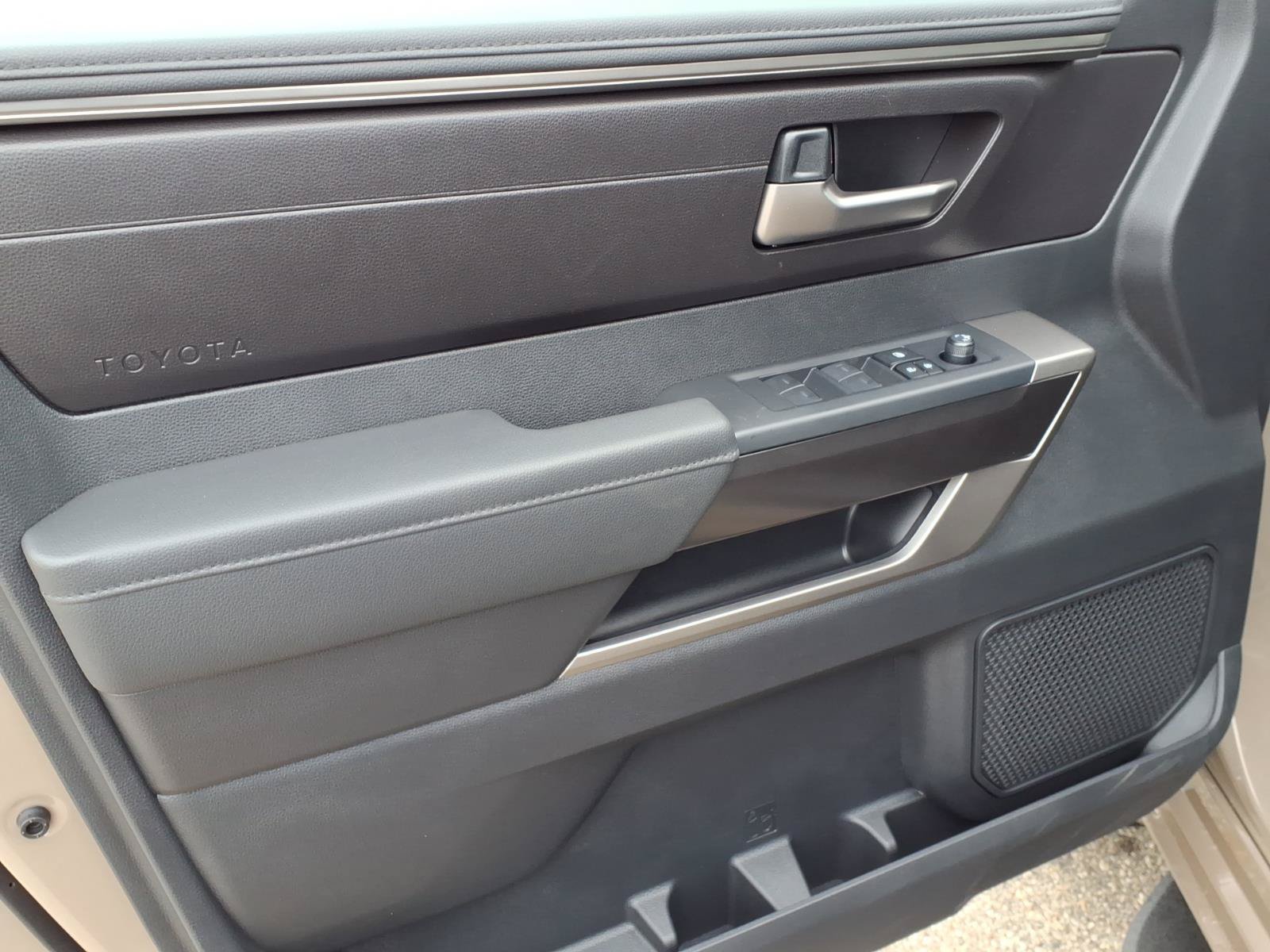 New 2026 Toyota Tundra SR5 AWD/4WD image 9