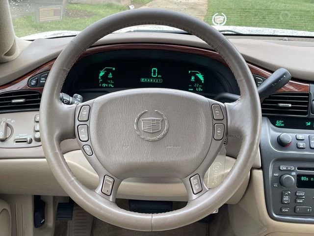Used 2005 Cadillac De Ville FWD image 12