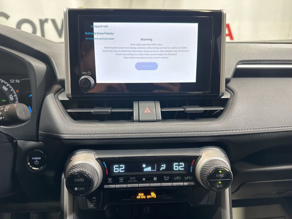 Used 2025 Toyota RAV4 XLE image 29