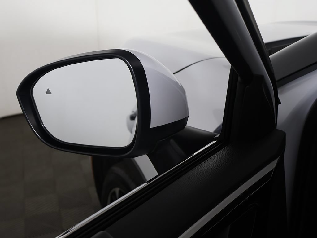 Used 2024 Mitsubishi Outlander SE AWD/4WD image 35