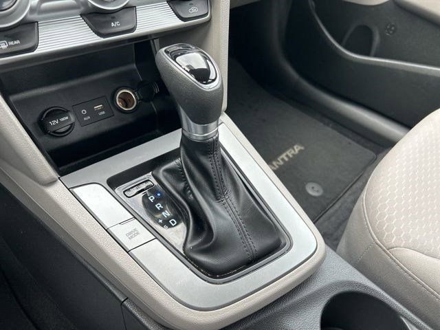 Used 2019 Hyundai Elantra SE image 26