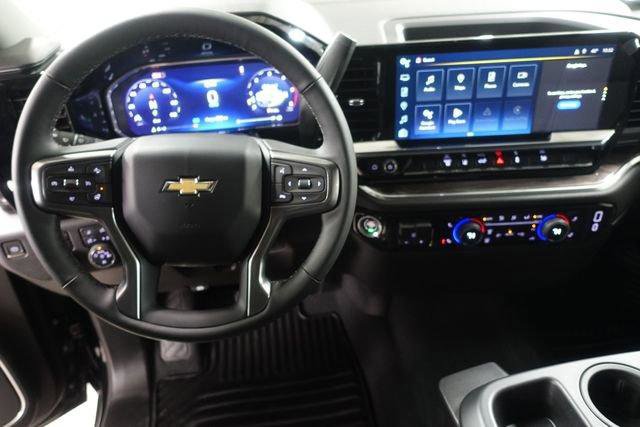 New 2026 Chevrolet Silverado 3500 LTZ AWD/4WD image 9