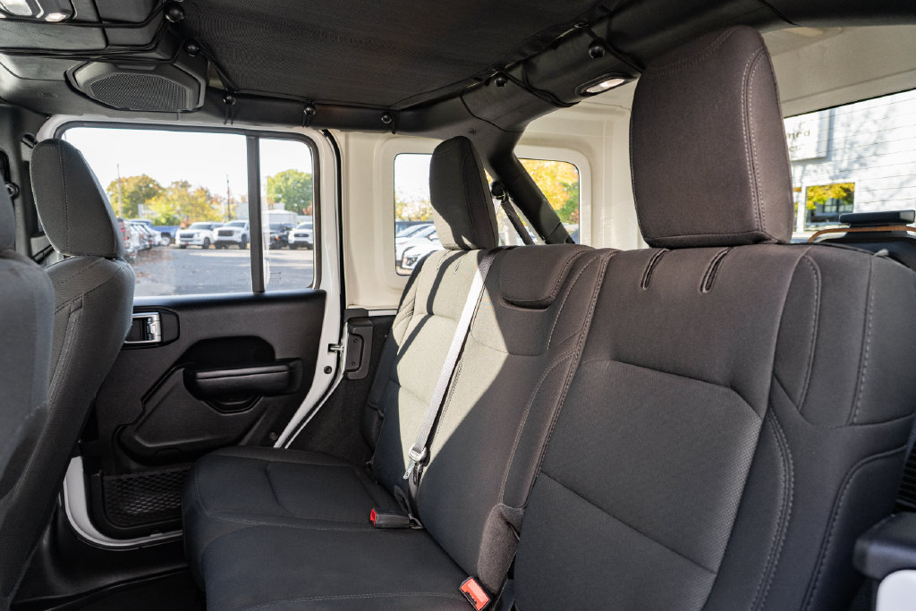 Used 2021 Jeep Wrangler Unlimited Sport AWD/4WD image 24