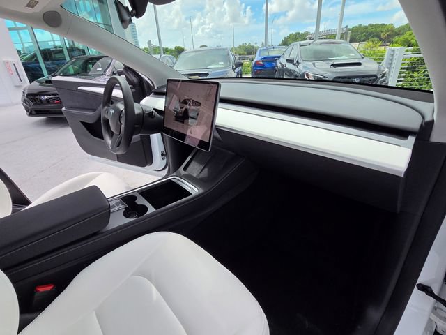Used 2024 Tesla Model Y Performance AWD/4WD image 26