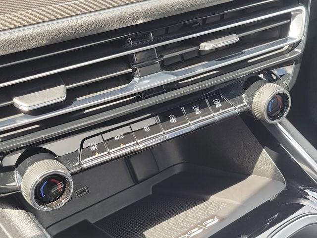 Used 2025 Chevrolet Traverse High Country w/ LPO, Floor Liner Package image 26