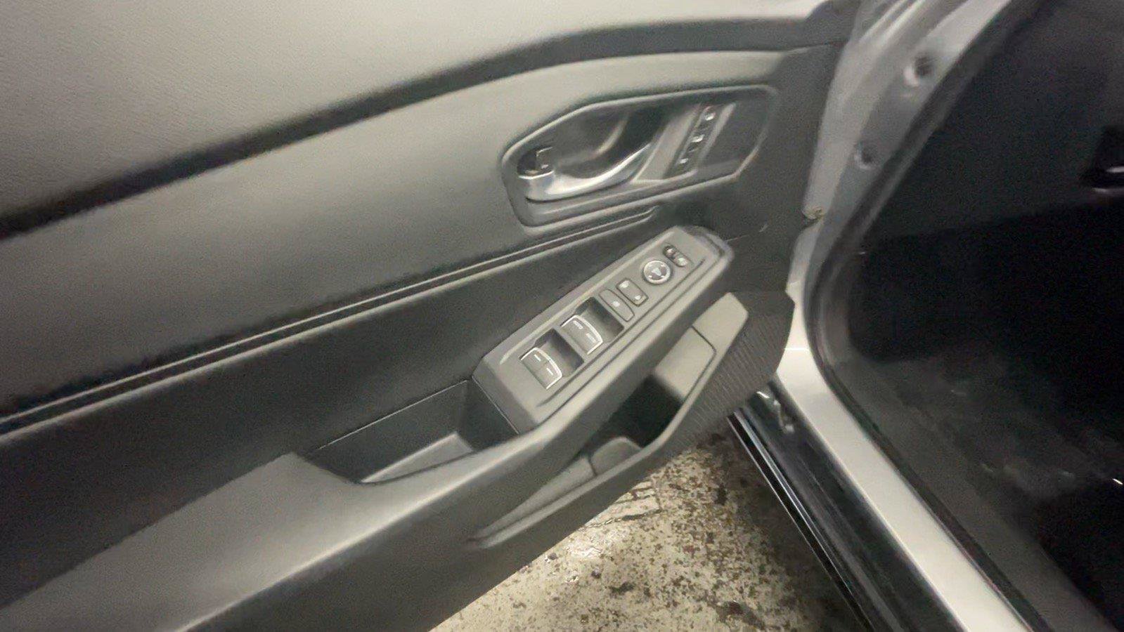 Used 2024 Honda Accord EX-L image 28