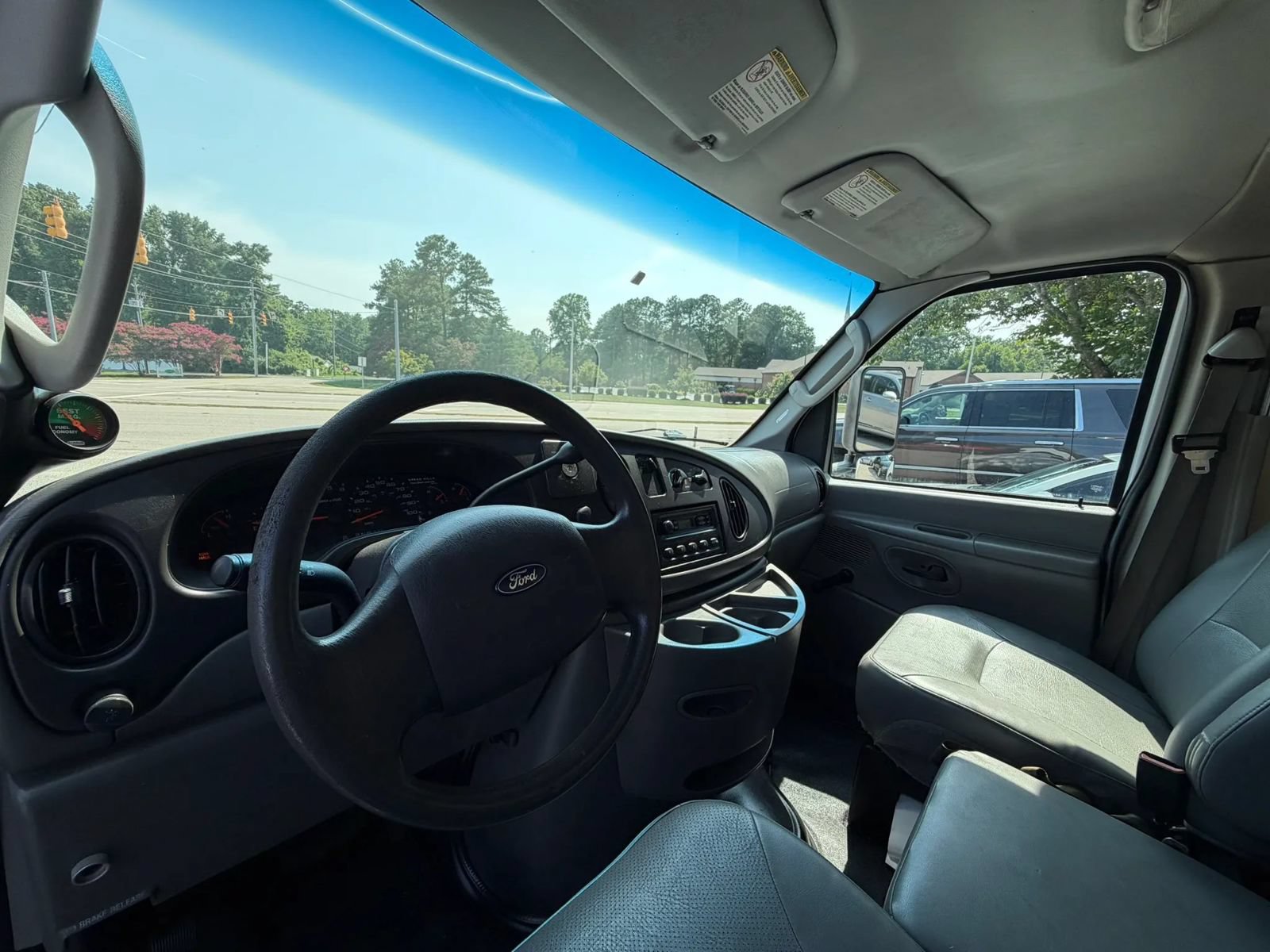 Used 2007 Ford E-450 and Econoline 450 RWD image 14