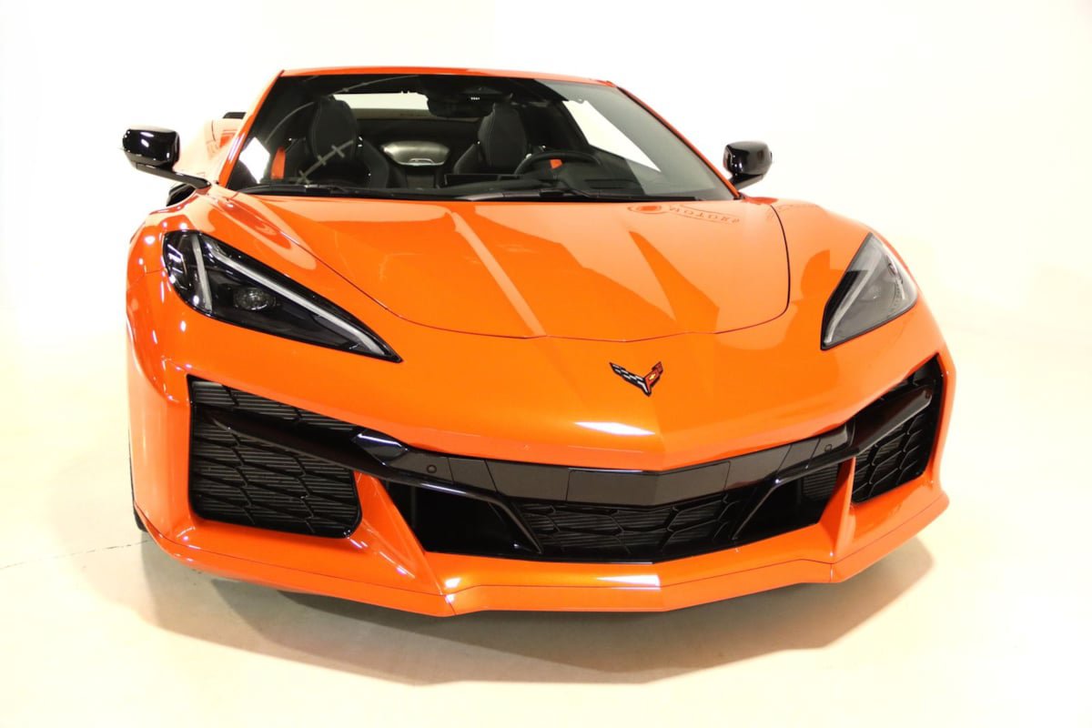 Used 2025 Chevrolet Corvette Z06 RWD image 31