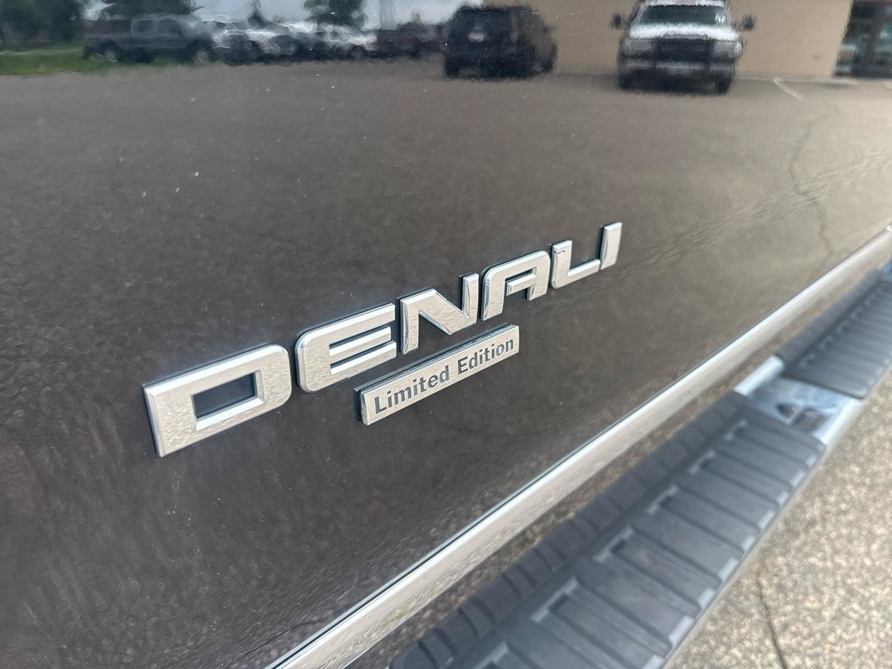 Used 2018 GMC Sierra 1500 Denali AWD/4WD image 10