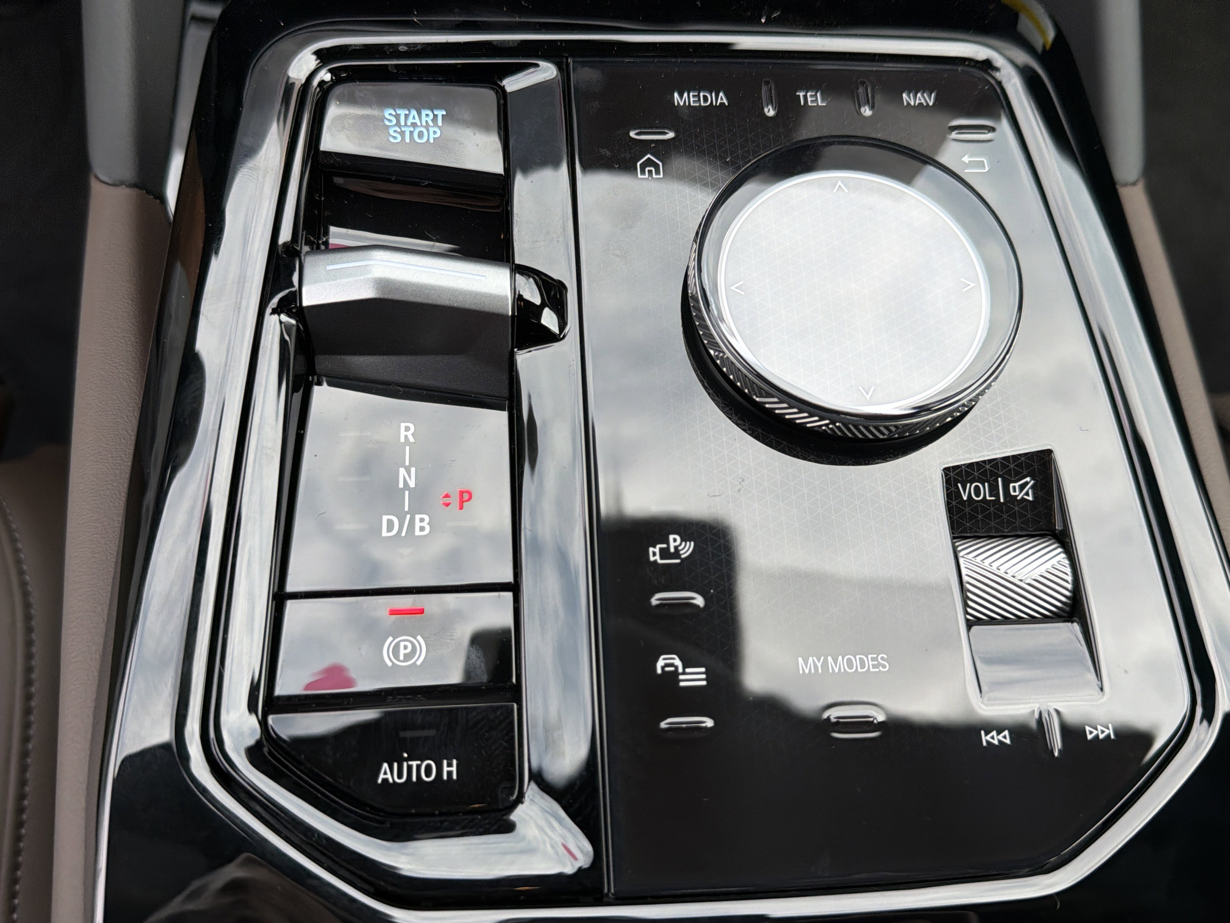 New 2027 BMW i5 eDrive40 RWD image 11
