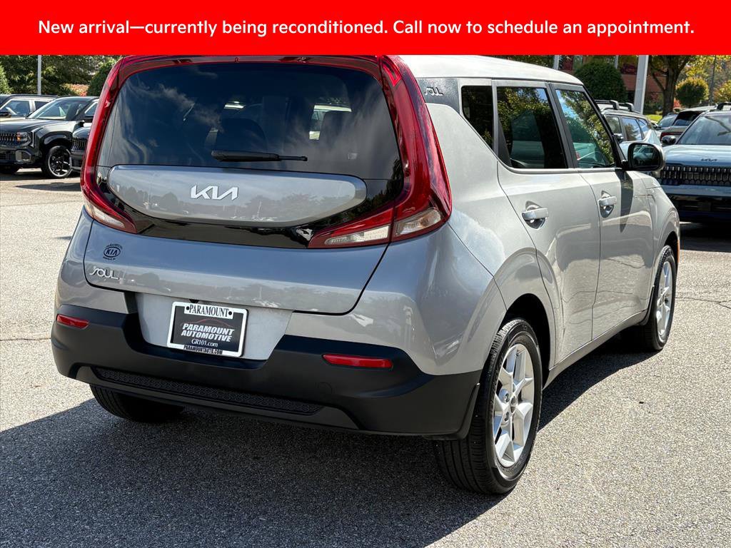 Certified 2022 Kia Soul LX w/ Technology Package FWD image 6