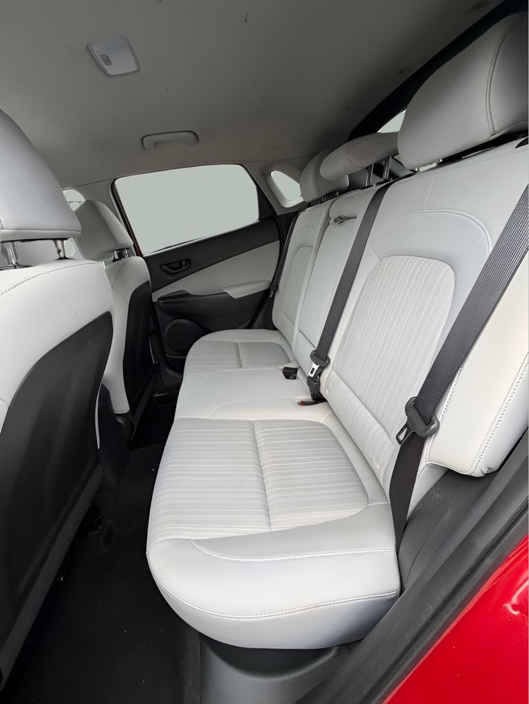 Used 2022 Hyundai Kona SEL AWD/4WD image 13