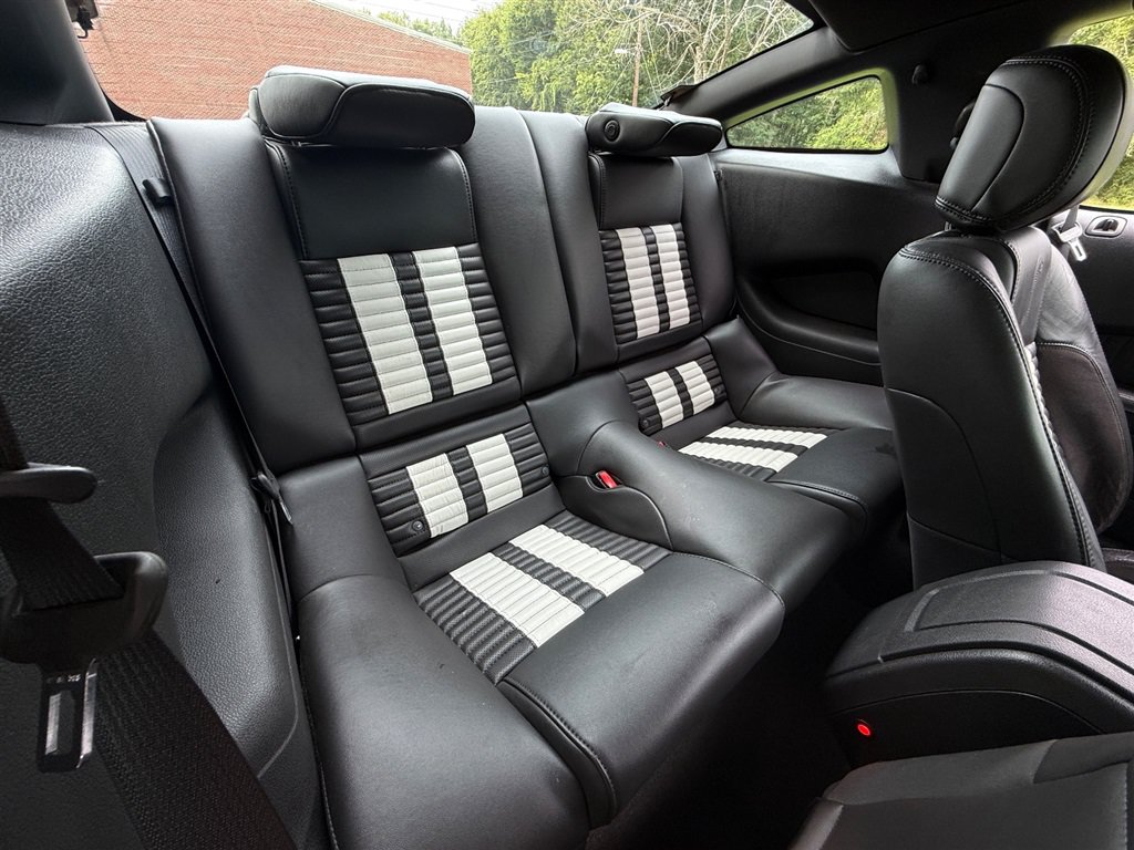 Used 2014 Ford Mustang Shelby GT500 w/ Equipment Group 821A RWD image 59