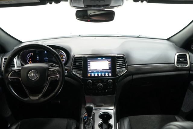 Used 2022 Jeep Grand Cherokee Laredo X image 15