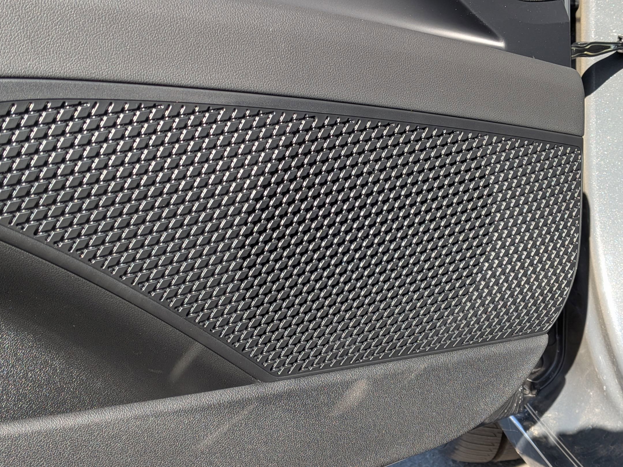 New 2026 Hyundai Elantra Sport FWD image 17