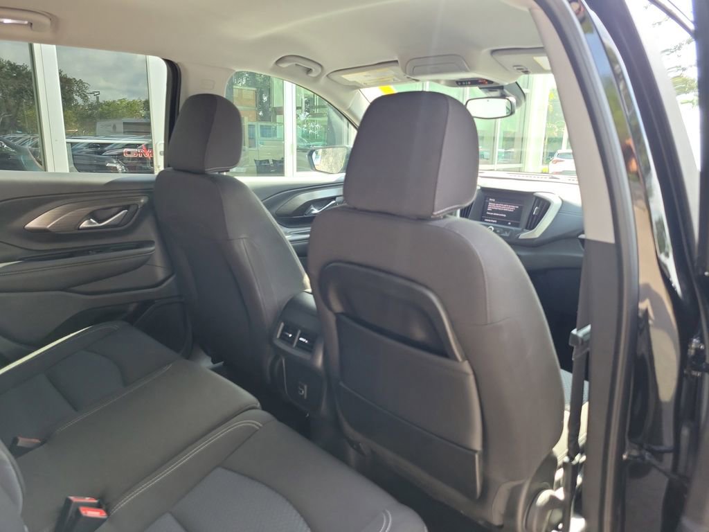 Used 2023 GMC Terrain SLE w/ Driver Convenience Package FWD image 26