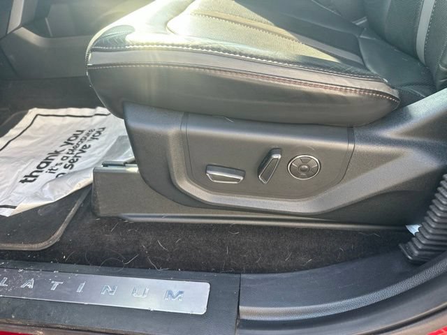 Certified 2018 Ford F150 Platinum w/ Equipment Group 701A Luxury AWD/4WD image 17