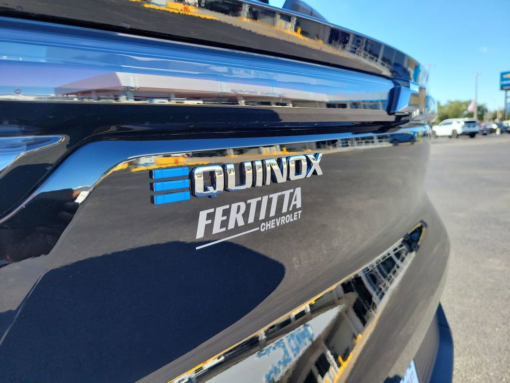 New 2026 Chevrolet Equinox EV LT image 30