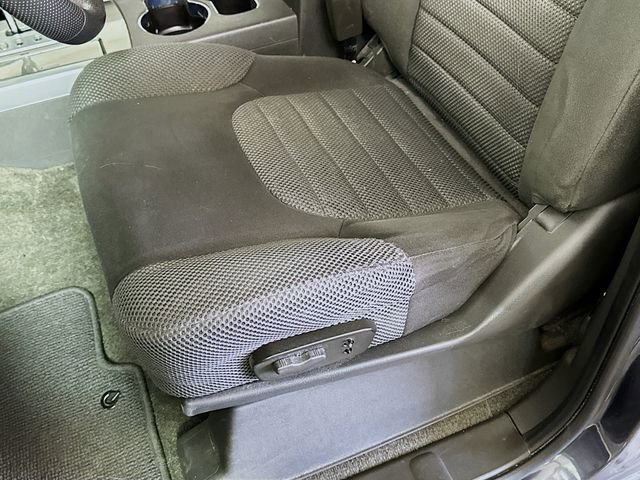 Used 2012 Nissan Pathfinder SV image 21