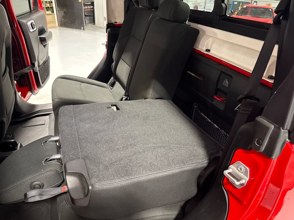 Used 2020 Jeep Gladiator Sport w/ Quick Order Package 24S AWD/4WD image 39