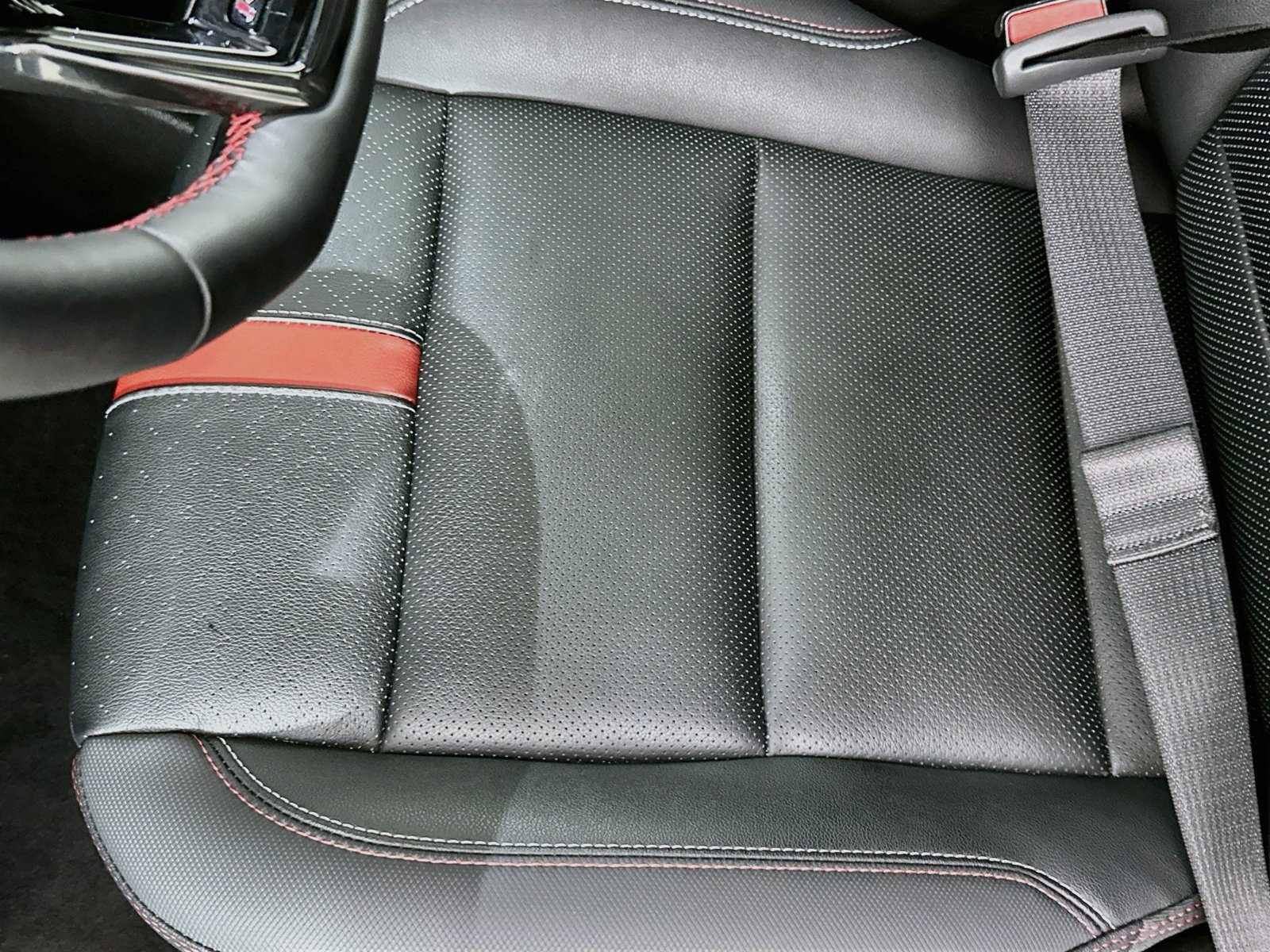 Used 2024 Chevrolet Traverse RS AWD/4WD image 21