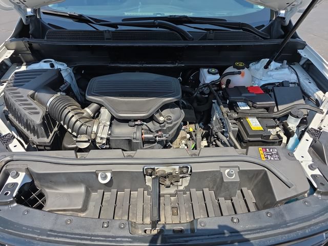 Used 2023 GMC Acadia SLT w/ Elevation Edition AWD/4WD image 33