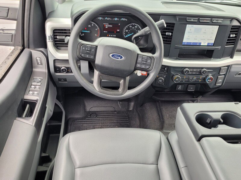 Used 2023 Ford F350 XL image 7