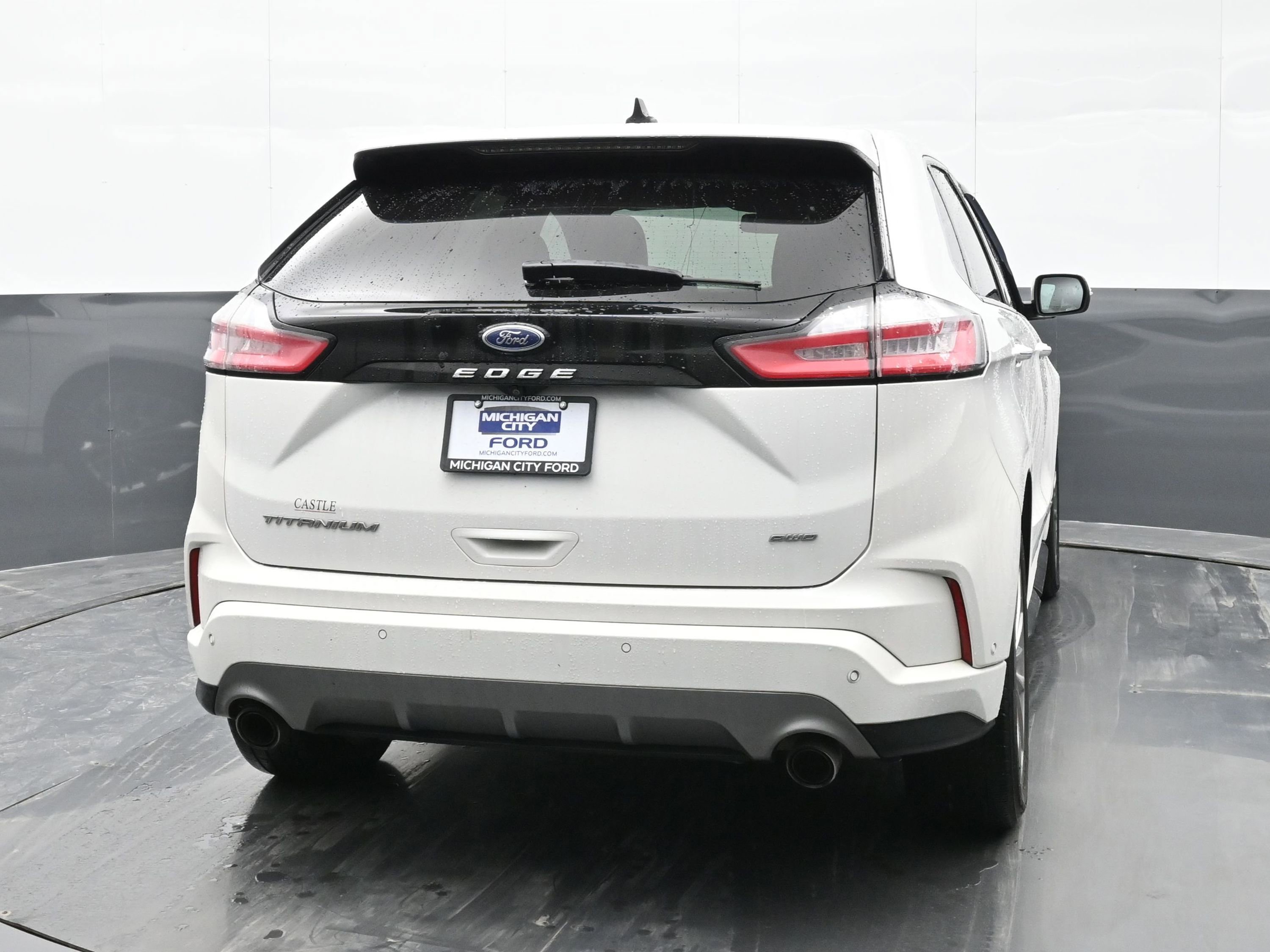 Used 2021 Ford Edge Titanium w/ Equipment Group 301A image 7