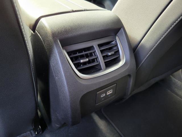 Used 2024 Chevrolet Blazer LT FWD image 29