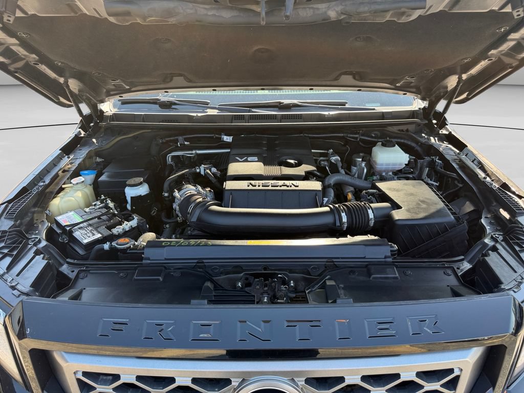 Used 2022 Nissan Frontier SV AWD/4WD image 24