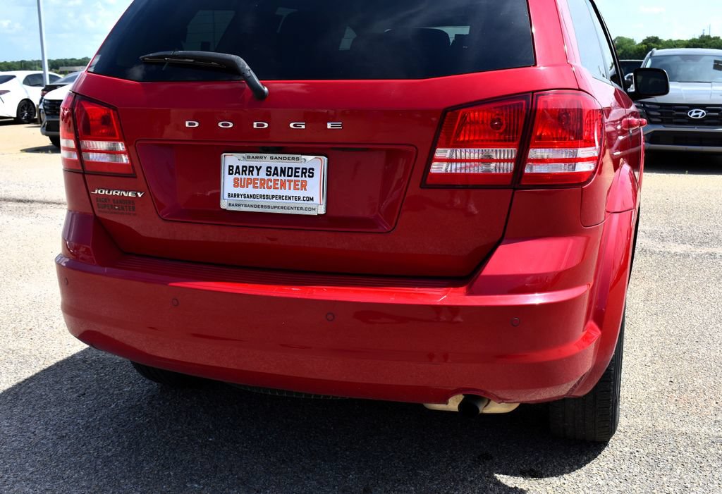 Used 2020 Dodge Journey SE w/ SE Popular Equipment Group FWD image 10