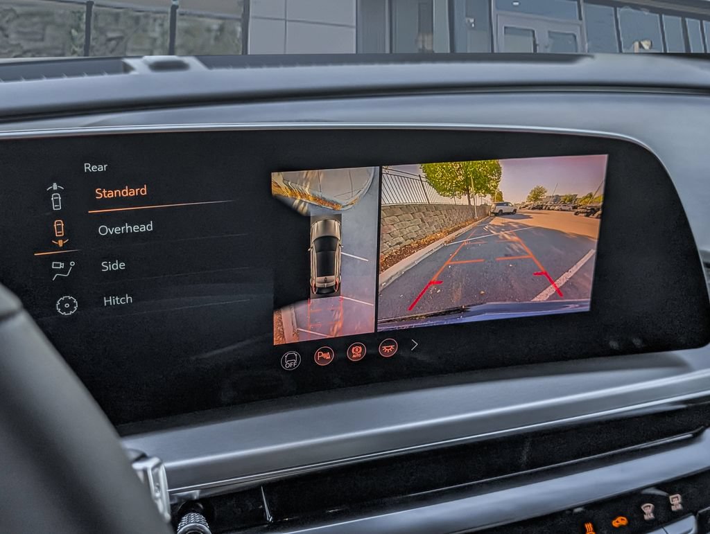New 2026 Cadillac Lyriq Sport AWD/4WD image 25